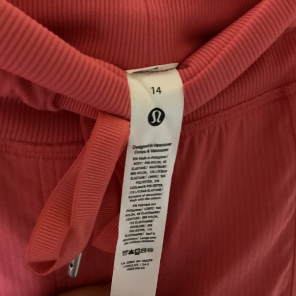 Lululemon Lined Dance Studio Mid-Rise Cropped Women’s Pants | New without Tags - Picture 2 of 3